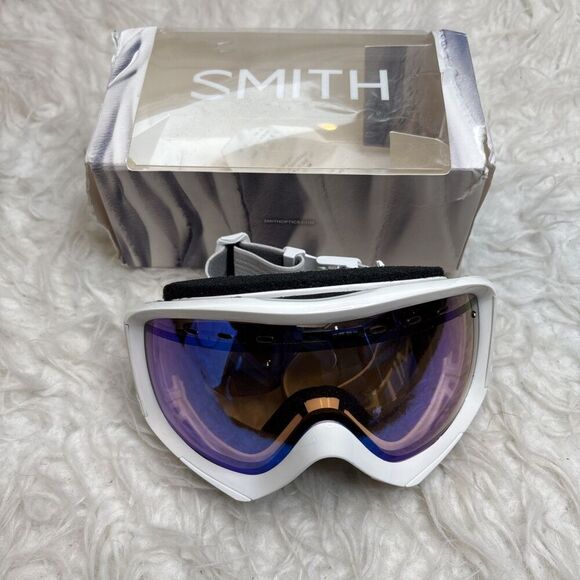 SMITH Other - Smith Optics Prophecy OTG ODS3 White Snow Goggles Blue Sensor Mirror With Box